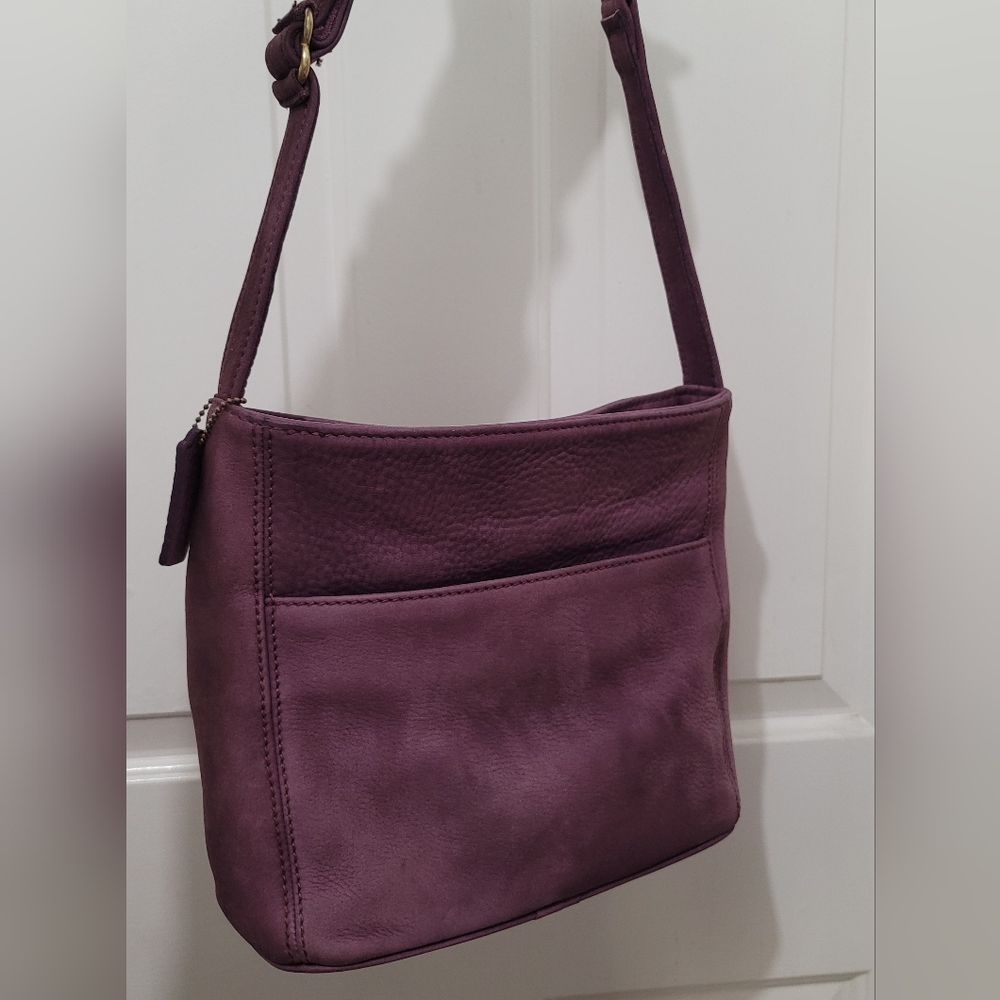 SOLD! Vintage Coach Bag 🍇